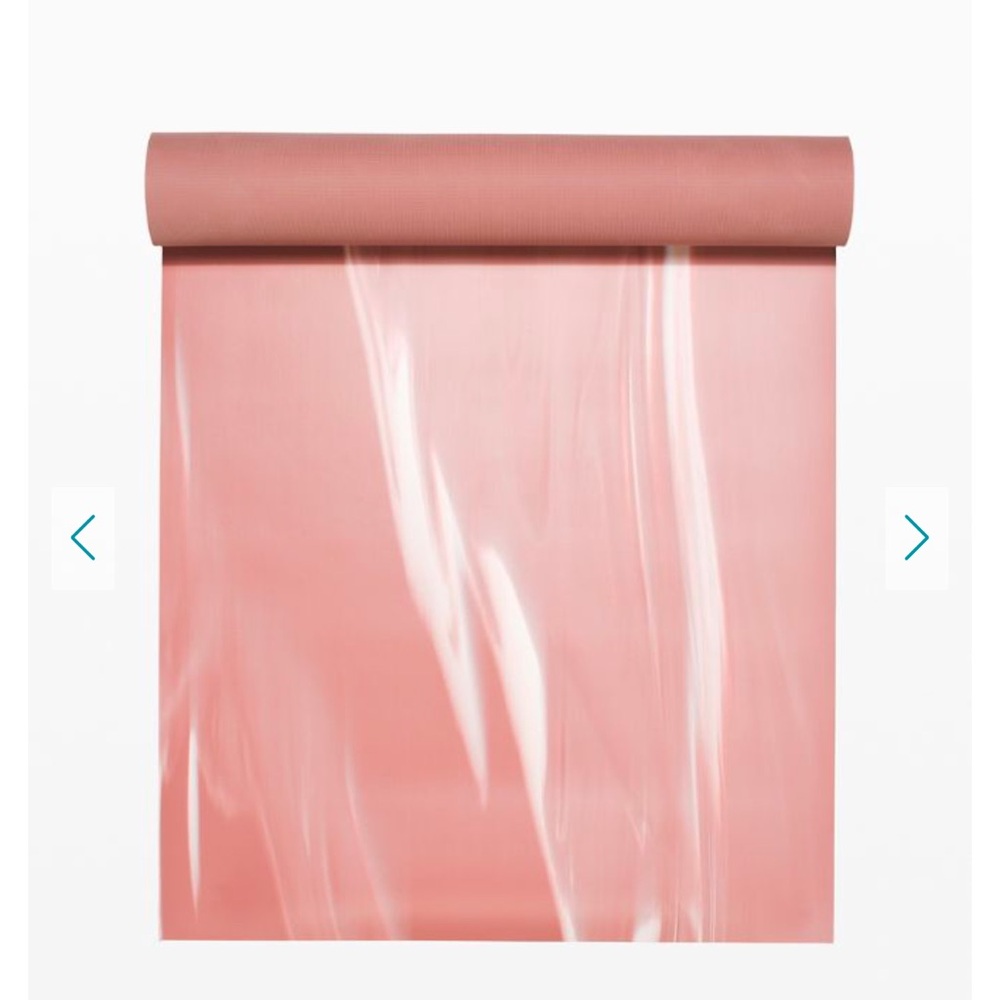 Lululemon The Reversible Mat 5MM in Marble/Chalky Rose/White